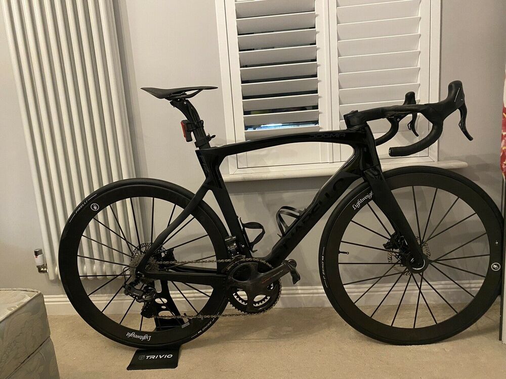 Pinarello Dogma F12 € 3540  VB